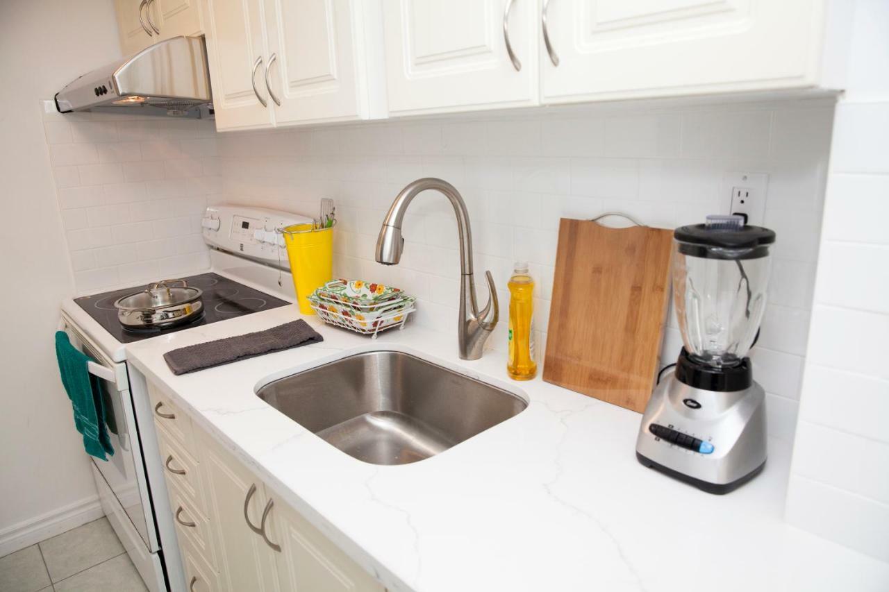 多伦多Cozy 3Br 2Bth Lower Unit, A Min To Hwy401, 404 & Dvp别墅 外观 照片